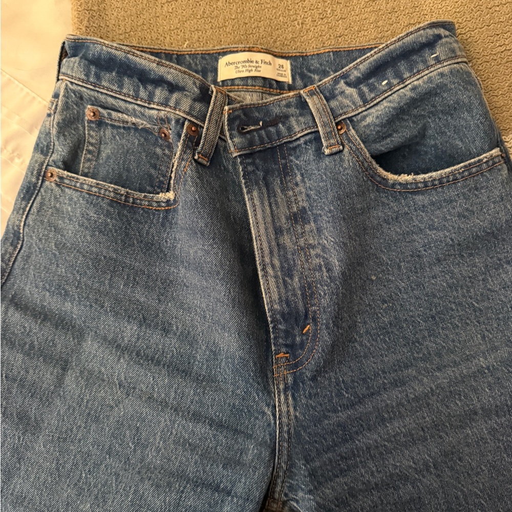 Abercrombie & Fitch Straight Leg Jeans - Medium Blue